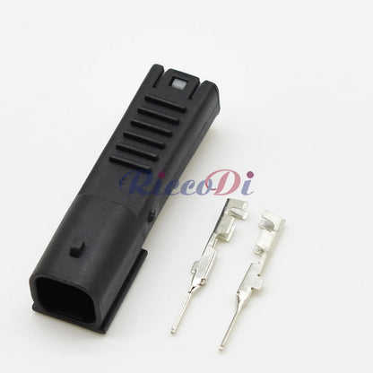 Automotive Starter Socket with Terminal Electric Spray Wire Connector Compatible with 6189-6904