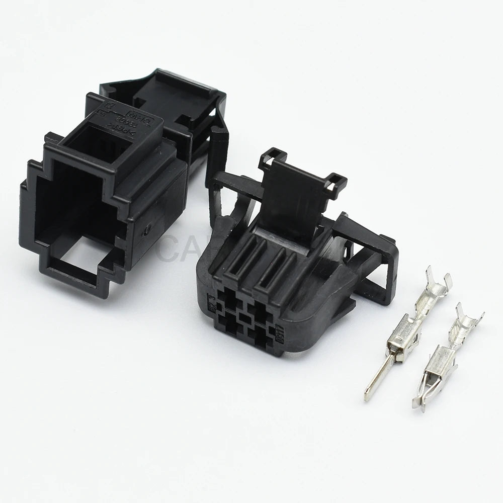 4 Pin 3.5mm Seat Fuel Tank Taillight Connector 1J0972722 DJ7049D-2.8 for VW Audi