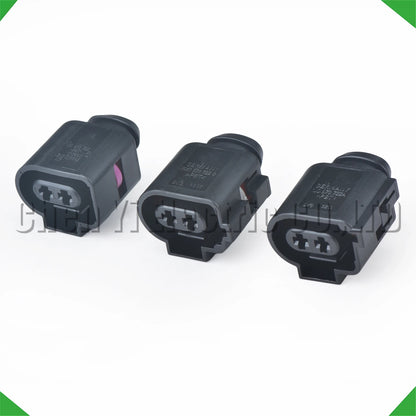 Parking brake solenoid plug 1717692-1