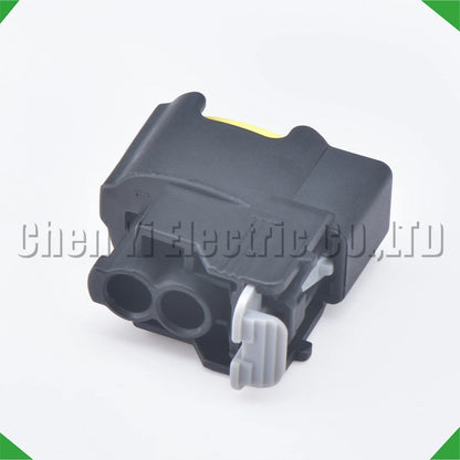 2 Pin Ignition Coil Connector 49093-0211 for Kia Carnival K4 K5 Elantra