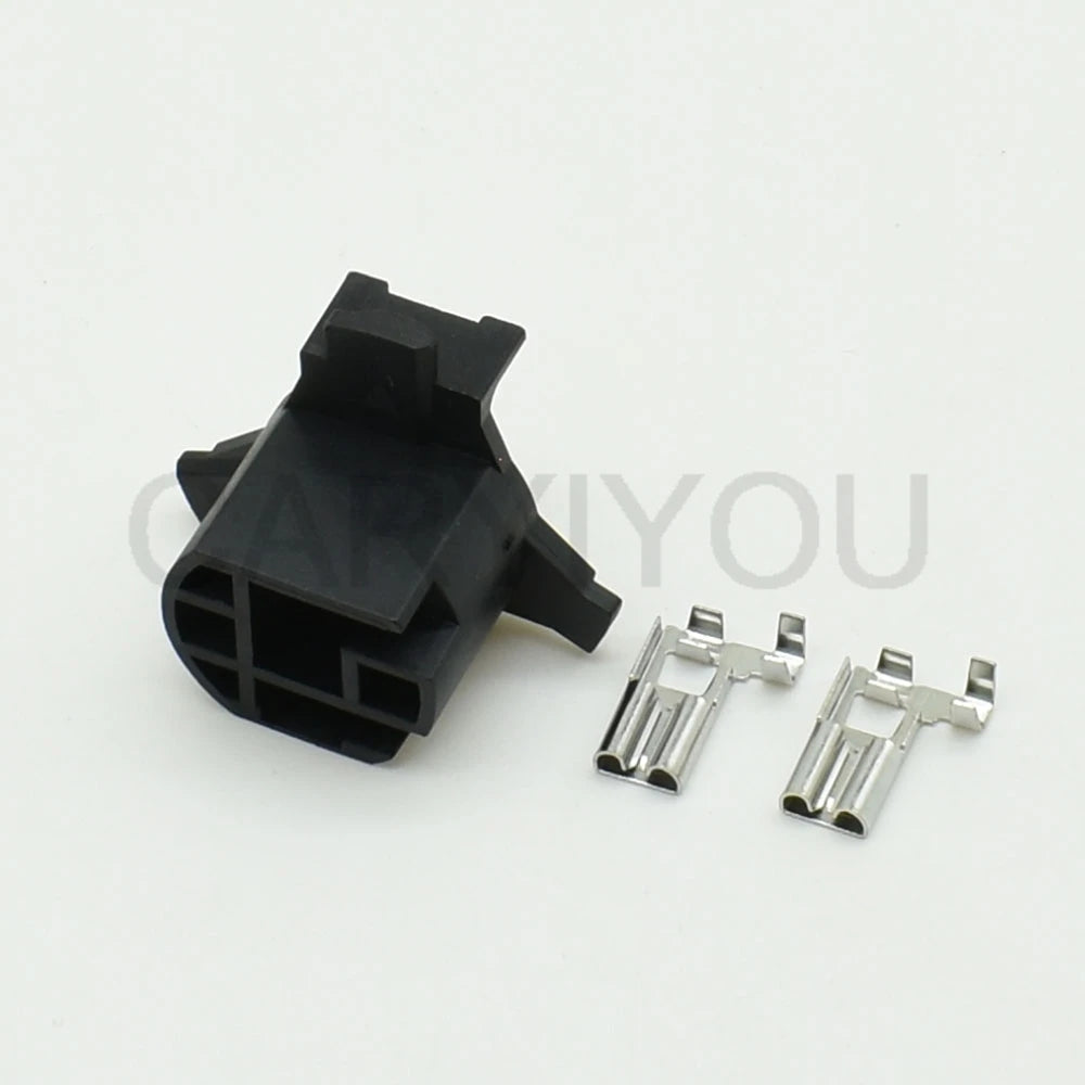 DJ70294-6.3-21 Automotive Low Beam Headlight Lamp Socket Wiring Harness Plug with Terminal