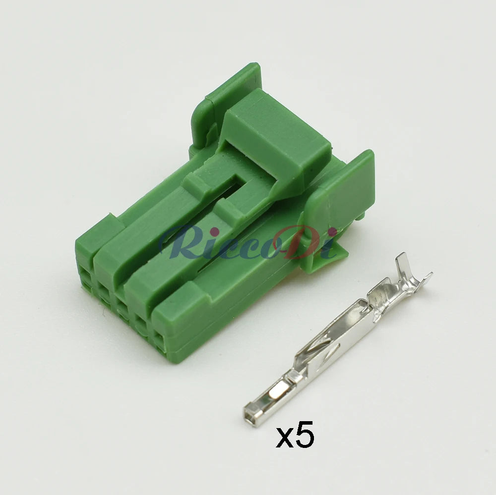 5 Pin 0.6mm JAE Connector IL-AG5-5S-S3C1 DJ7051A-0.6 PA66 Steering Booster for Toyota