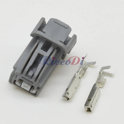 7282-6443-40 / 7283-6443-40 2-Pin Waterproof Automotive Wire Harness Connector Socket