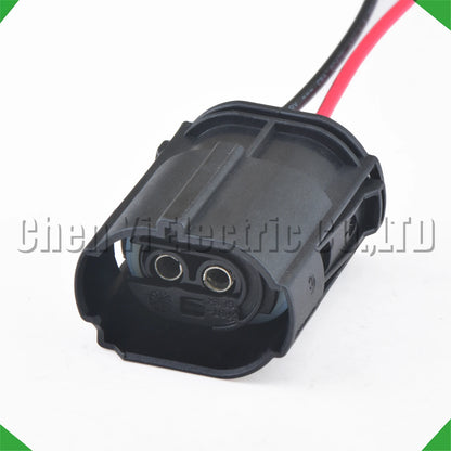 2 Pin Fuel Pump Connector 1-967096-1 For BMW X1 X3 X5 E90