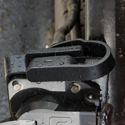 Universal 4-Way Flat Trailer Plug Dust Cap — Rubber Connector Boot with Safety Loop