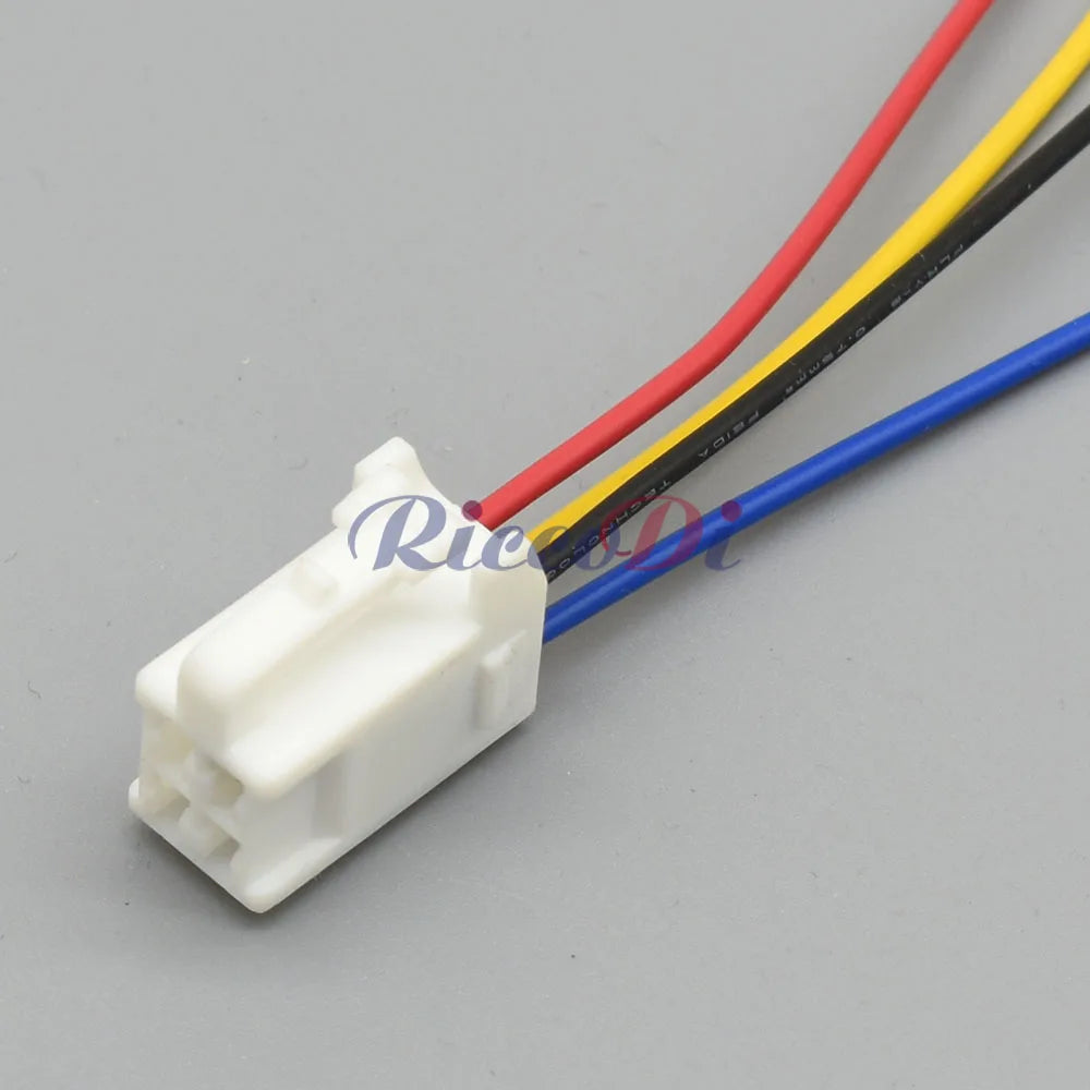 4 Pin Automotive Electrical Connector 6520-0349 7282-1042 SRS Air Spring Socket Plug 90980-10795 for Toyota Lexus