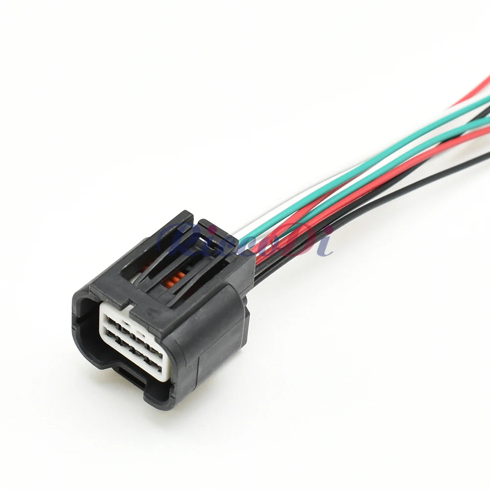7282-2148-30 / 7283-2148 Automotive 8-Pin Waterproof Headlight & Radar Connector — Cable Socket Plug