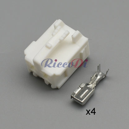 4 Pin 2.2mm Waterproof Connector 1300-3849 13940682 DJ7041Y-2.2/4.8 PA66 with Terminals