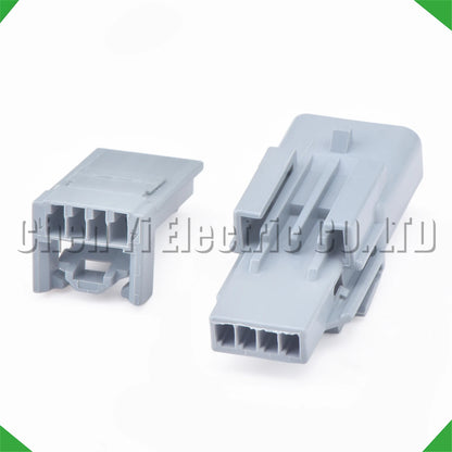 4 Pin Hazard Warning Light Connector 1379658-2 For Toyota Prado