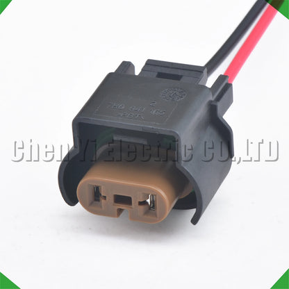 2 Pin Fog Light Connector 15336117 For VW Jetta Golf MK6 Passat Tiguan