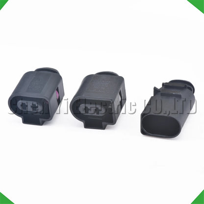 2 Pin Fluid Pump & Oil Cooling Valve Connector 1J0973722 For VW Audi