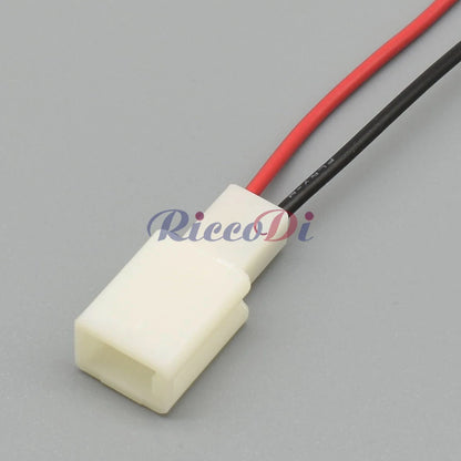 DJ7021-2.8-11/21 2-Pin 2.8mm Automotive AC Compressor Wire Connector Socket