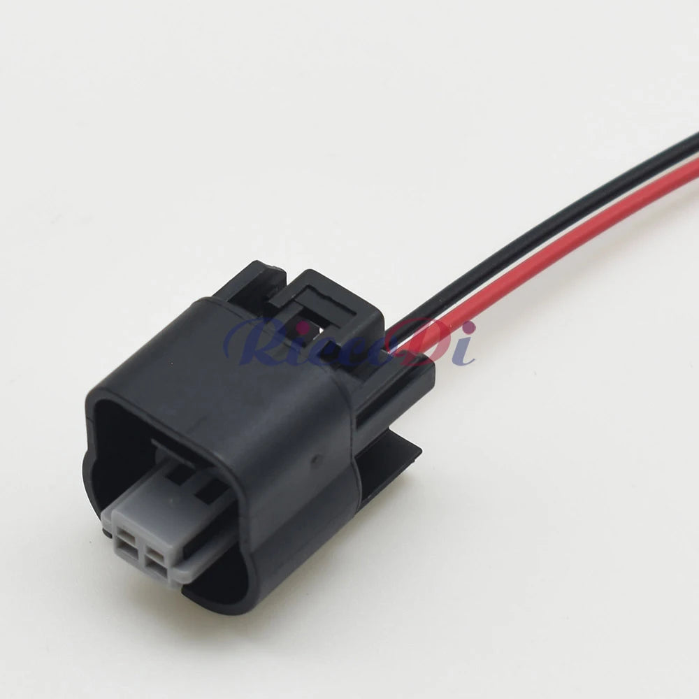 2 Pin Centerline Automotive Connector for Camshaft VVT Solenoid Valve Plug