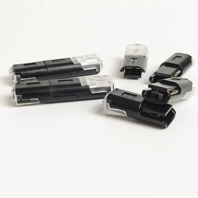 2 Pin Solderless LED Wire Connector Insulation Piercing Strip-Free Quick Plug Terminal for LED Light Cable Connection