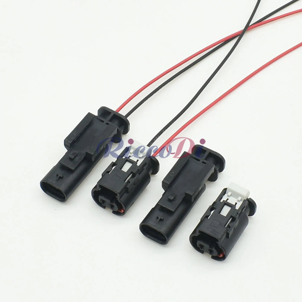 Automotive Fuel Nozzle and Urea Sensor Connector with Terminals 1-1718643-1 1-1703498-1