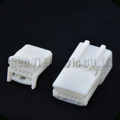 12 Pin Auto Central Control Connector 1318774-1 1318772-1 White Male Female