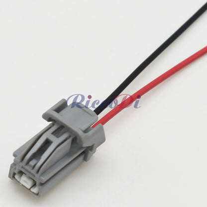 7282-6443-40 / 7283-6443-40 2-Pin Waterproof Automotive Wire Harness Connector Socket