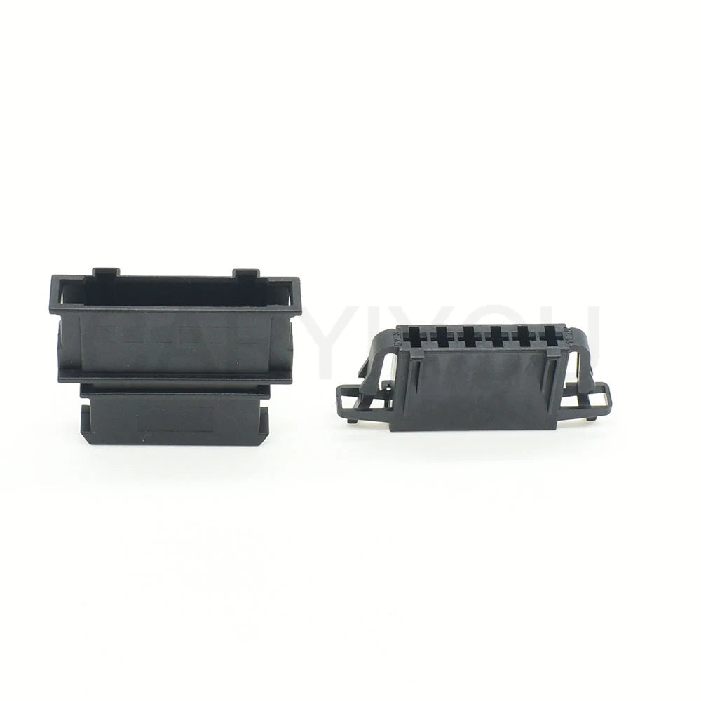 VW Male Electrical Plug Wiring Harness Connector Socket 1-929600-1 1J0 972 706 1J0972706 191972716