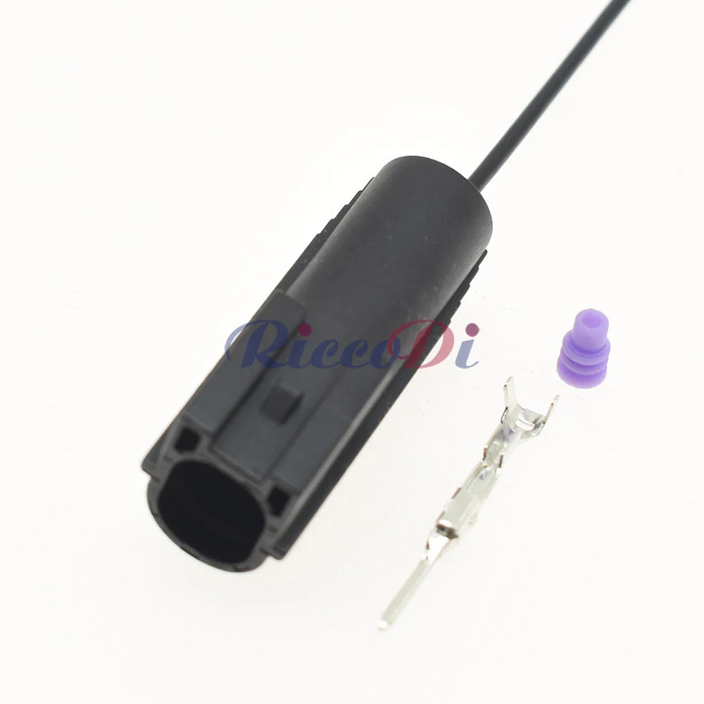 DJ70112A-1-11 / DJ70112A-1-21 Automotive Male & Female Connector — 1-Pin with Crimp Terminals