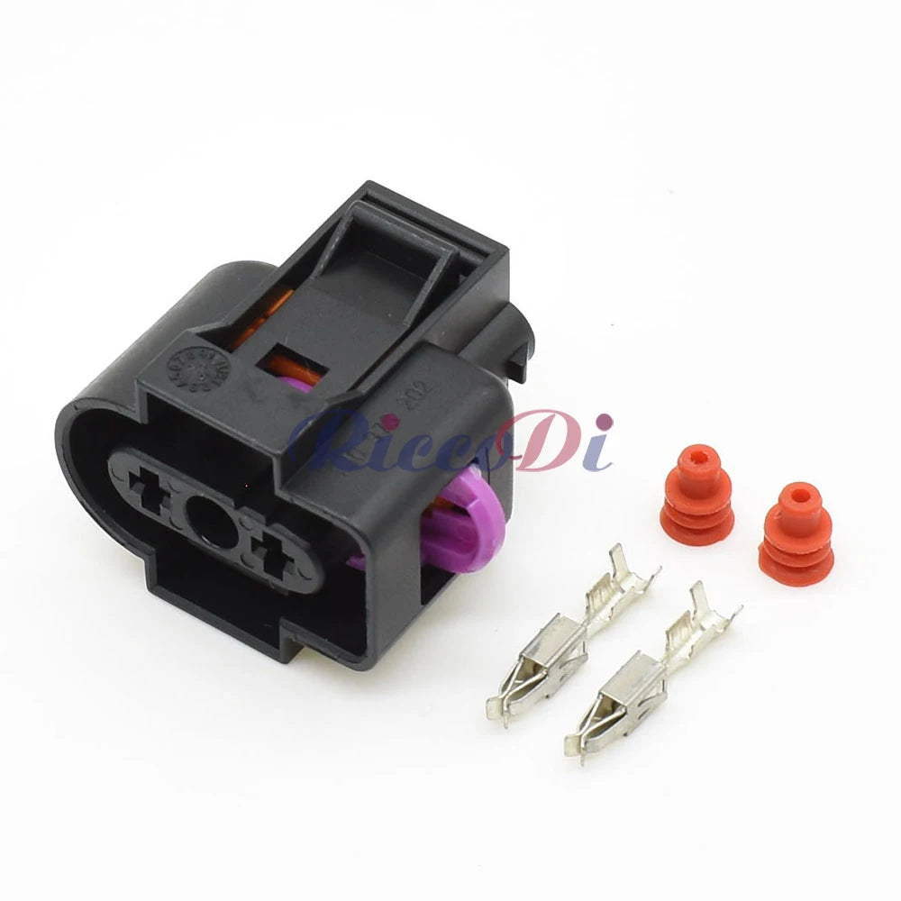 2-Pin Windshield Washer Pump Connector DJ7028C-3.5-21 1J0973202 — for VW Antifreeze Water Spray Pump