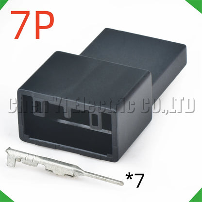 7 Pin Automotive Connector 90980-12D92 4A1670-0000 for Toyota Lexus Crown