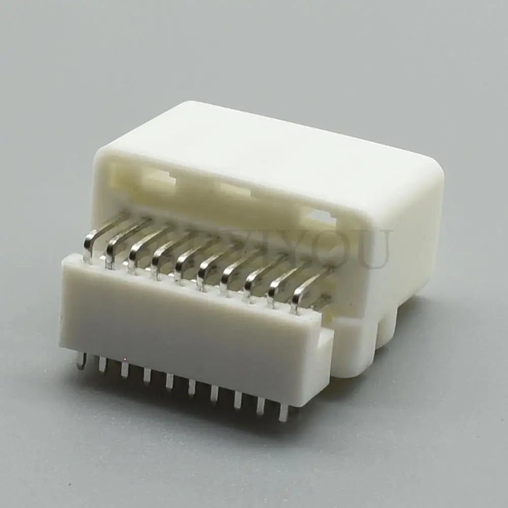 1473750-1 / 1473807-1 Toyota 20-Pin CD Player Wiring Harness Socket — Low Current Audio Connector