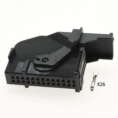 185879-2 / 185226-2 / 7L6972726 Automotive 26-Pin Blue Instrument Panel Connector — Low Current Socket