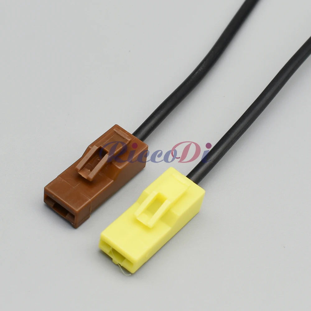 1 Pin 9.5mm Female Connector DJ7015-9.5-21 Automotive Fuse Box Housing Wiring Socket
