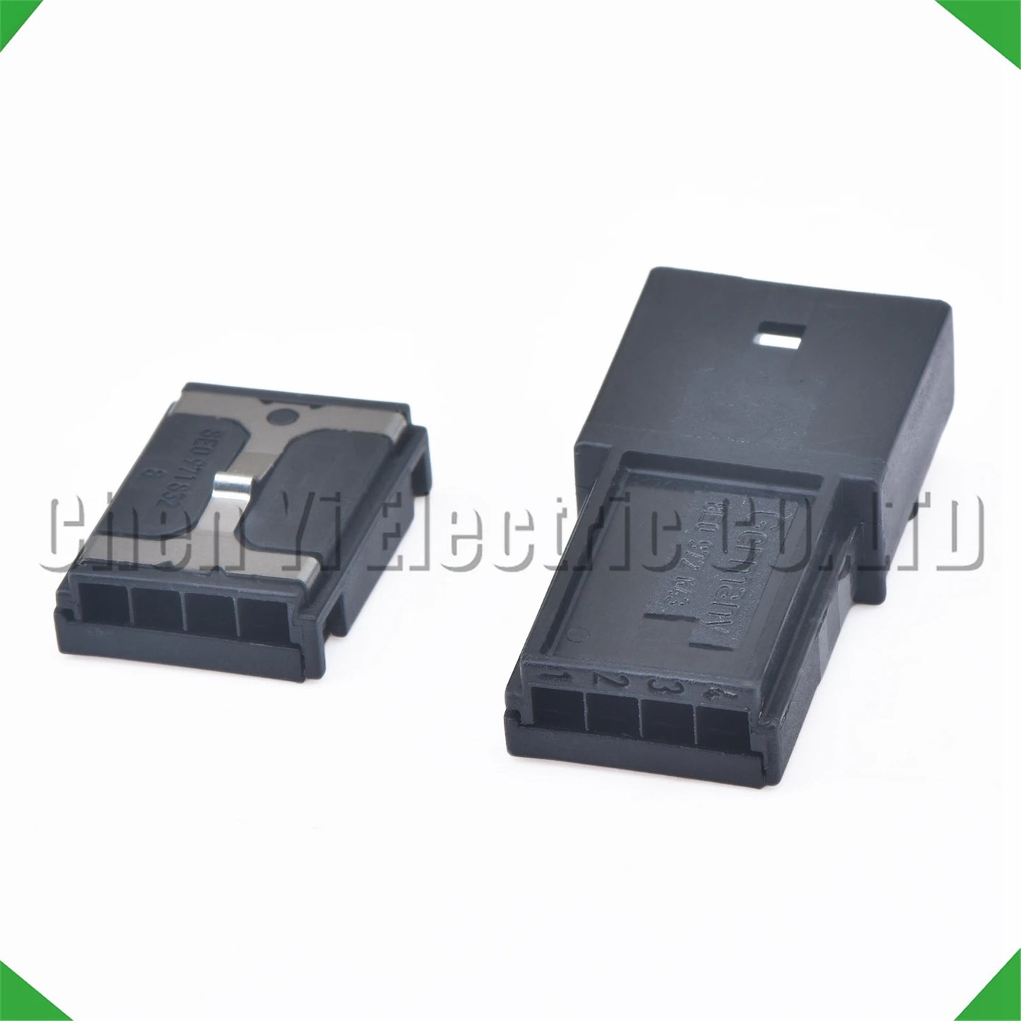 4 Pin Audio Multimedia Connector 8E0972643 For VW Audi