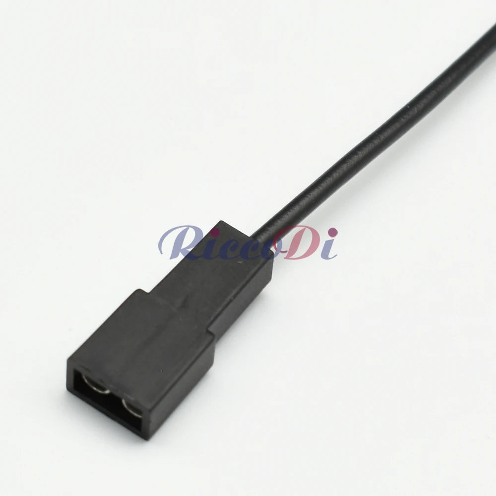 DJ7013B-6.3-21 Automotive Yellow Rectangular Connector — 6.3mm 1-Pin Jacketed Wiring Plug with Terminal