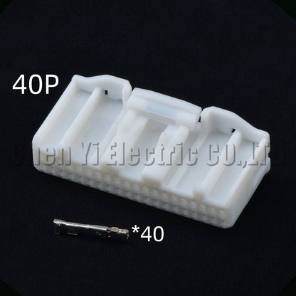 40 Pin Navigation Screen Connector 1674312-1 For Toyota Nissan