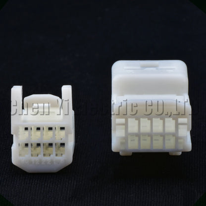 8 Pin Car Navigation Multimedia Wire Harness Connector 1376352-1 1565804-1