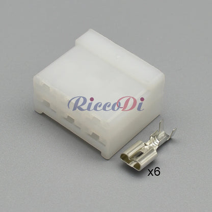 6-Pin Automotive Connector 880297-1 / 180906-0 with Metal Pins — TE Connectivity AMP Wiring Plug