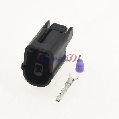 DJ70112A-1-11 / DJ70112A-1-21 Automotive Male & Female Connector — 1-Pin with Crimp Terminals