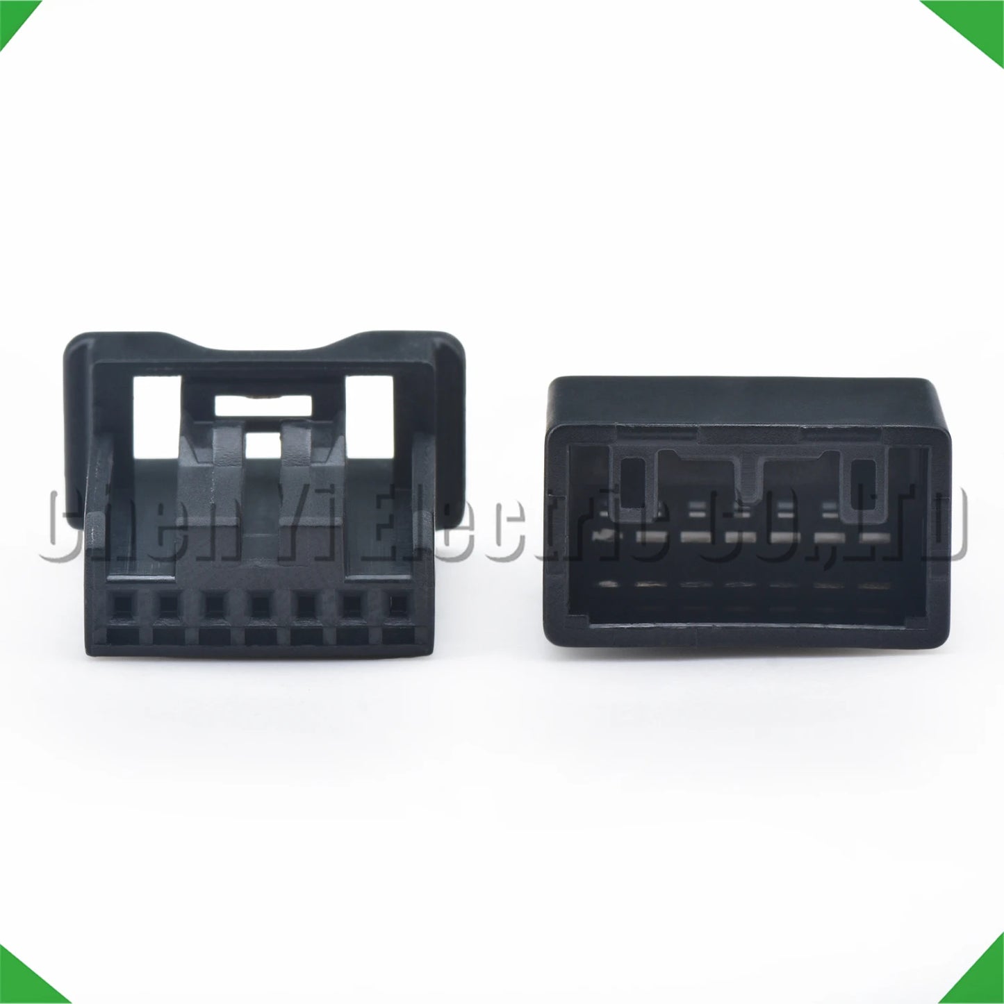 7 Pin Automotive Connector 90980-12D92 4A1670-0000 for Toyota Lexus Crown