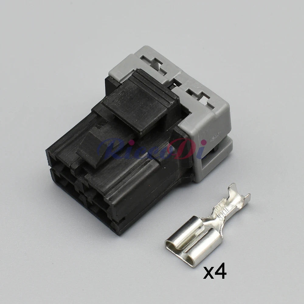 4 Pin Automotive Air Conditioning Heater Blower Resistance Connector Plug DJ7042D-6.3-11/21 for Iveco Baodi Xinyi