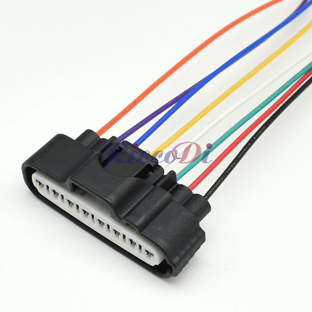 90980-11592 Automotive 8-Pin Accelerator Throttle Pedal Connector — Fuel Injector Controller Socket for Toyota / Lexus