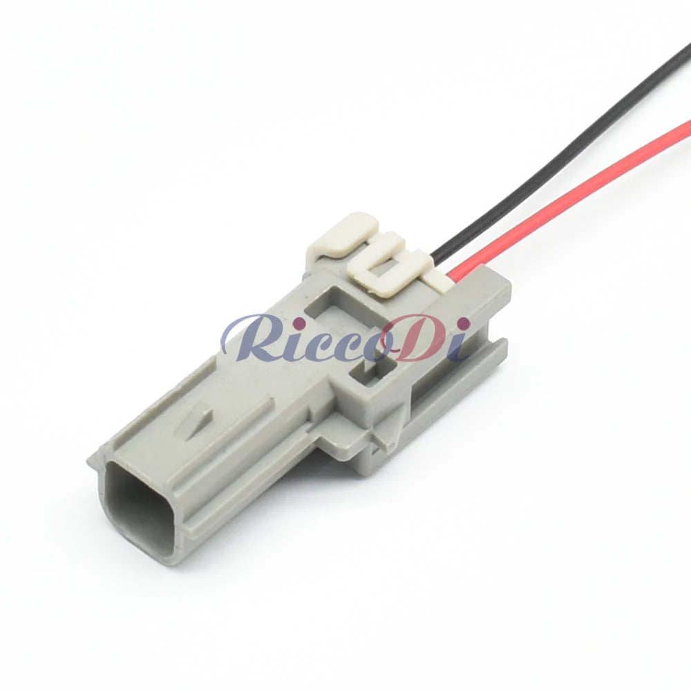 DJ7029Y-0.6-11 / 70230A-1-21 Automotive 2-Pin 0.6mm Wire Connector Set with Terminals