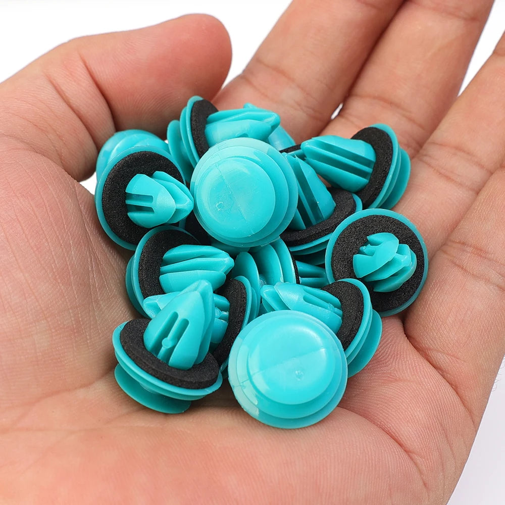 Green Nylon Retaining Clip for Toyota Bumper &amp; Door — Auto Vehicle Retainer Fastener Rivet 20/40pcs