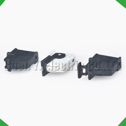 18 Pin Navigation Controller Connector 1379100-1 For Peugeot Citroen