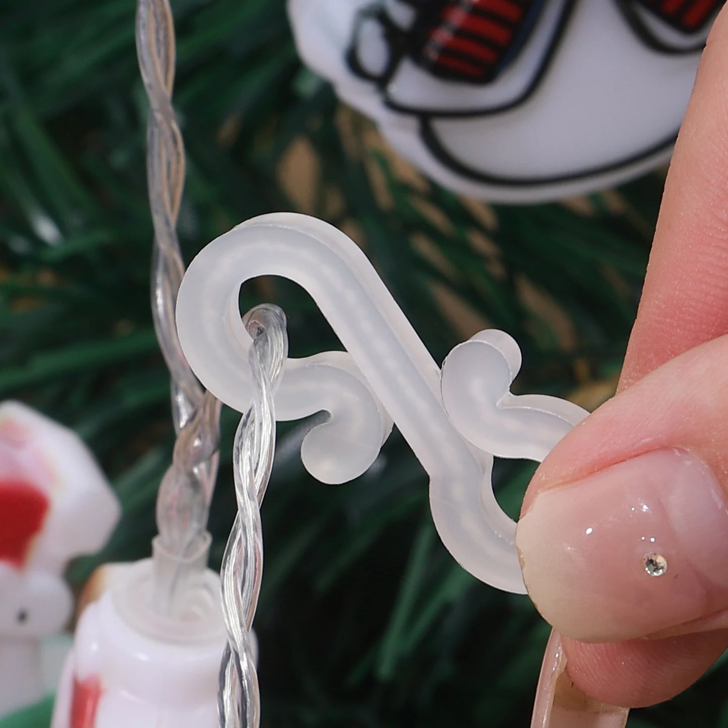 Wholesale Christmas Lights Clips, Plastic Gutter Hooks for Outdoor Icicle Fairy String Lights, Fasteners for Wedding Decorations
