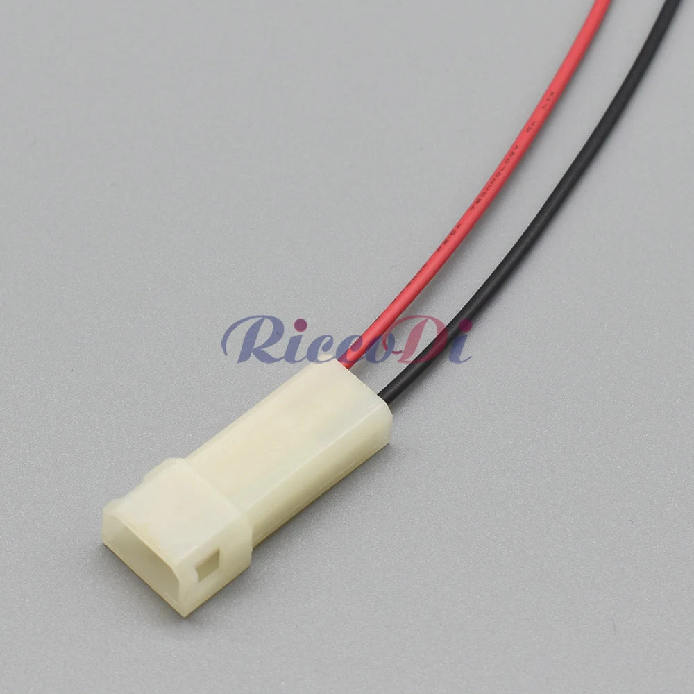 DJ3021-1.5-11/21 2-Pin White Automotive Connector Plug with Wires OEM 173973997A 171971999A