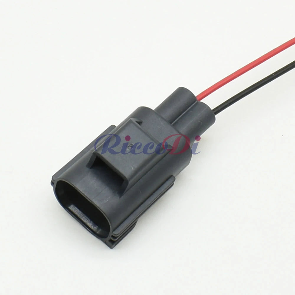 2 Pin Waterproof Automotive Electrical Connector Socket with Pins and Seals 7283-5596-10 / 7282-5596-10