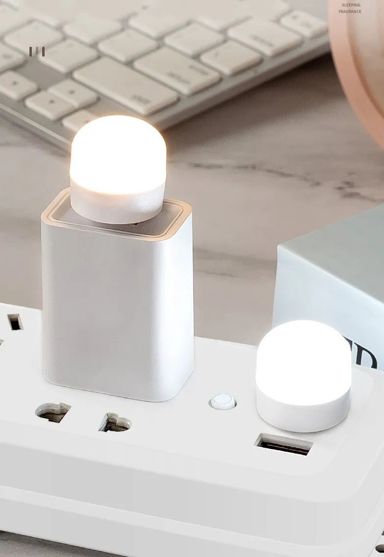 Mini USB Night Light – Warm White Eye Protection Reading Light, USB Plug LED Night Lamp for Computer & Mobile Power Charging (1/50pcs)