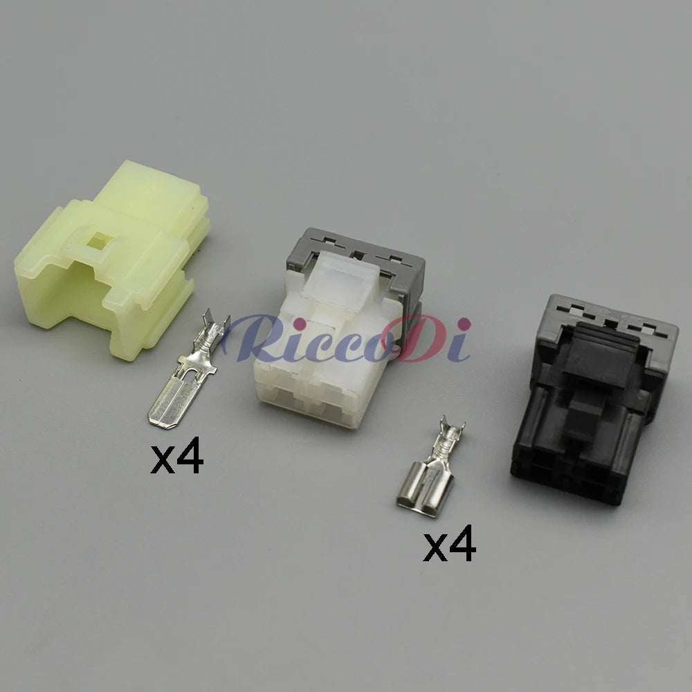 4 Pin Automotive Air Conditioning Heater Blower Resistance Connector Plug DJ7042D-6.3-11/21 for Iveco Baodi Xinyi