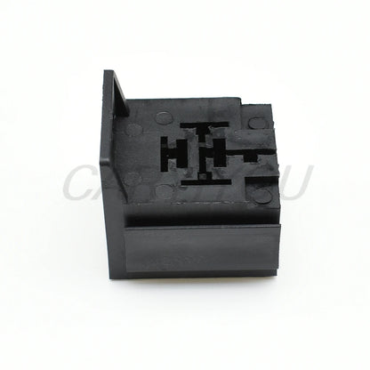 5 Pin 6.3mm Relay Base Holder Connector 3334485008 DJJ7054Y-6.3-21 PA66 with Mounting Bracket