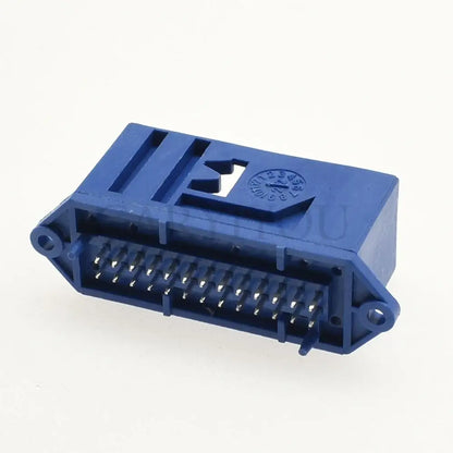 185879-2 / 185226-2 / 7L6972726 Automotive 26-Pin Blue Instrument Panel Connector — Low Current Socket