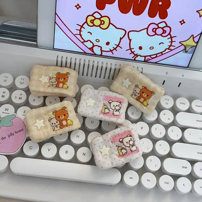 Portable Charging Cable Organizer – Cartoon Data Cable Storage Clip for Cable Management (Compatible with Rilakkuma / Mashumaro)