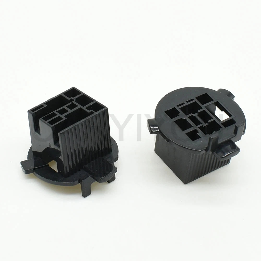 DJ70294-6.3-21 Automotive Low Beam Headlight Lamp Socket Wiring Harness Plug with Terminal