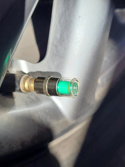 Car Tire Pressure Monitor Valve Stem Caps Sensor Indicator Eye Alert Copper Core Air Detection for Auto Motorcycle Safety Kit